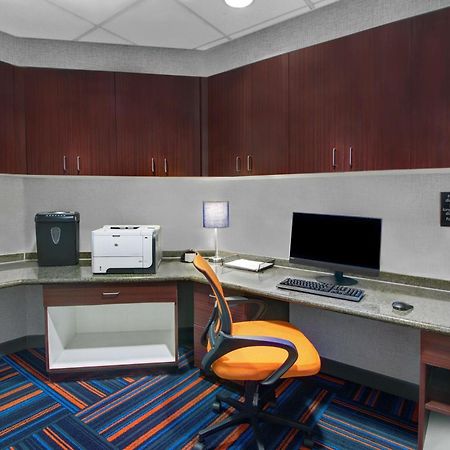 Hampton Inn & Suites By Hilton Syracuse Dewitt Восток Сиракьюс Экстерьер фото