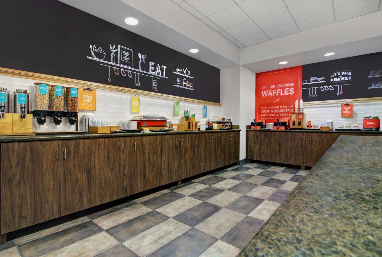 Hampton Inn & Suites By Hilton Syracuse Dewitt Восток Сиракьюс Экстерьер фото
