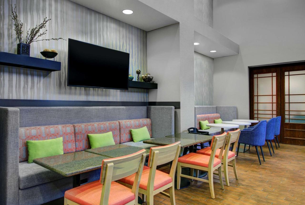 Hampton Inn & Suites By Hilton Syracuse Dewitt Восток Сиракьюс Экстерьер фото