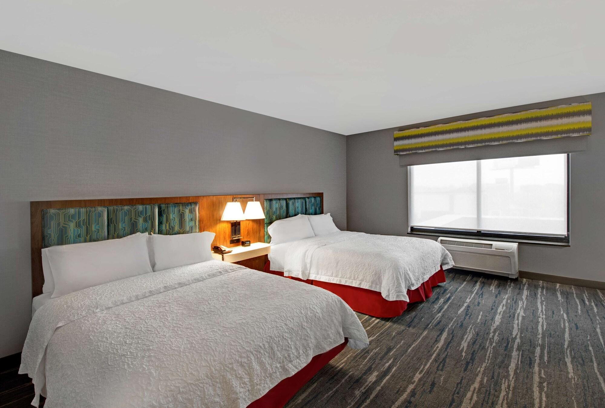 Hampton Inn & Suites By Hilton Syracuse Dewitt Восток Сиракьюс Экстерьер фото