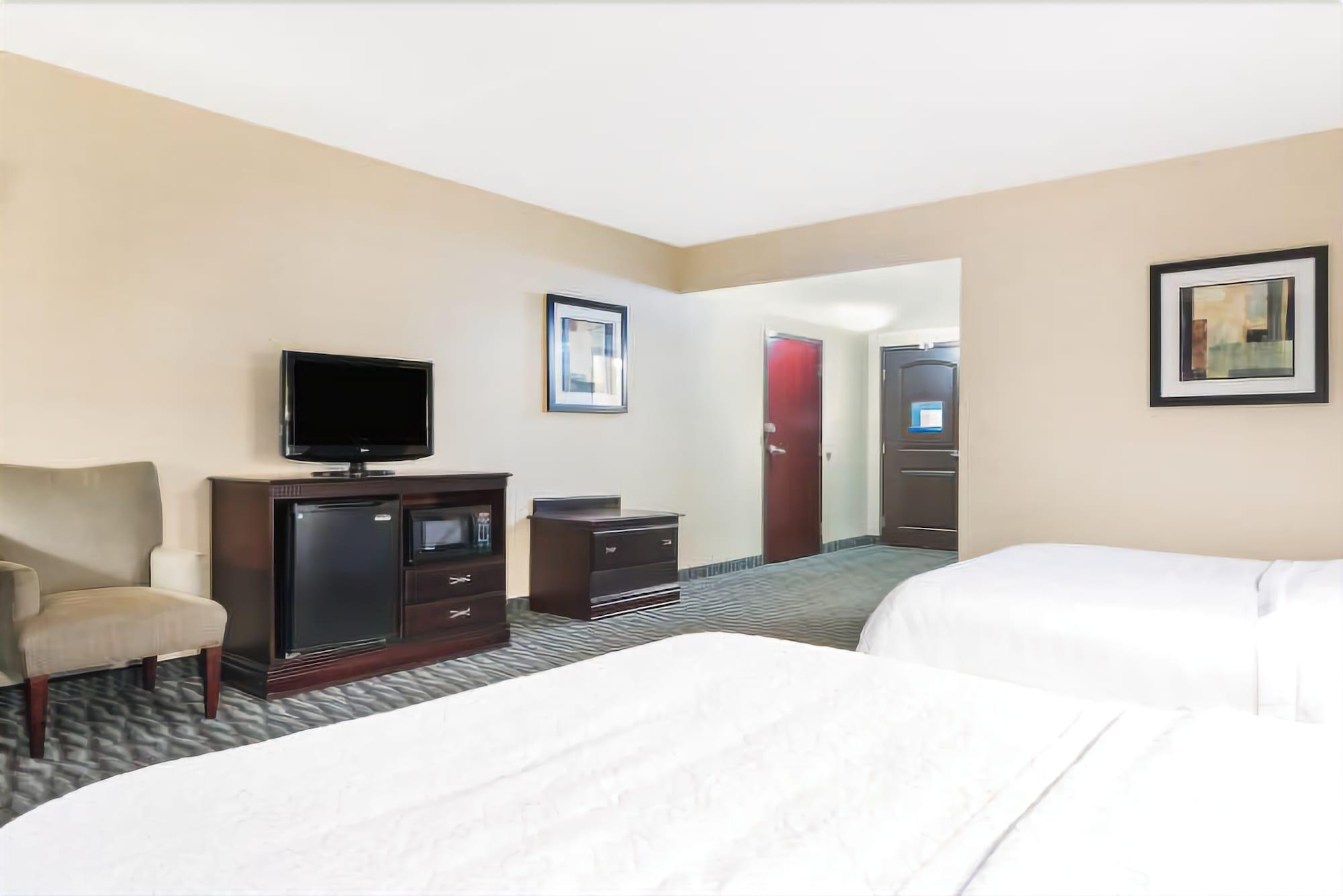 Hampton Inn & Suites By Hilton Syracuse Dewitt Восток Сиракьюс Экстерьер фото